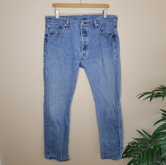 Levi's | 501 Button Fly Jeans Size 36x32 - Picture 1 of 8